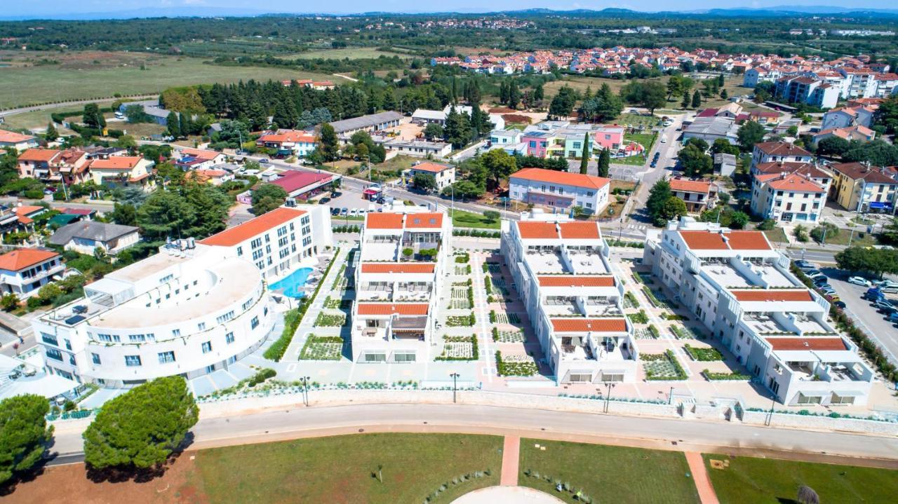 Supreme Studio Apartment Bijoux Umag Luaran gambar