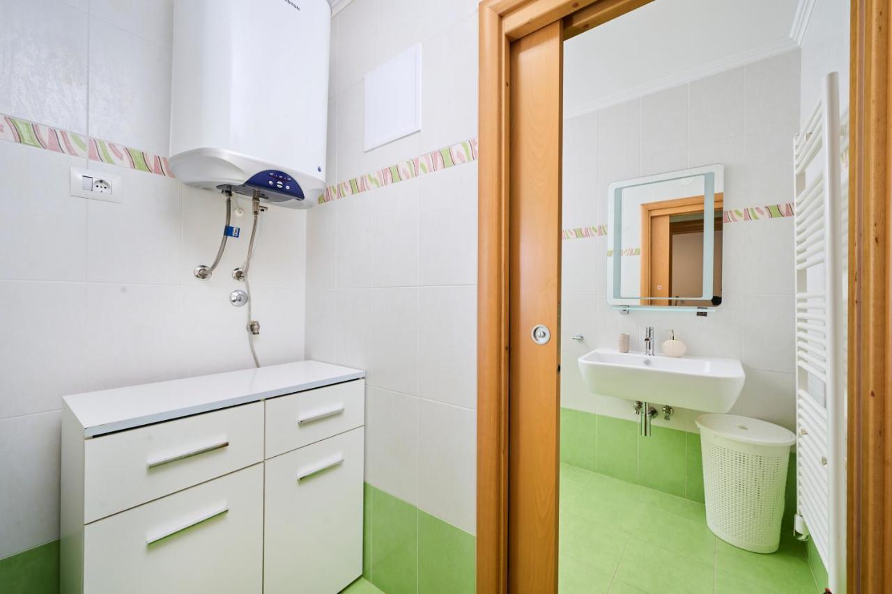 Supreme Studio Apartment Bijoux Umag Luaran gambar