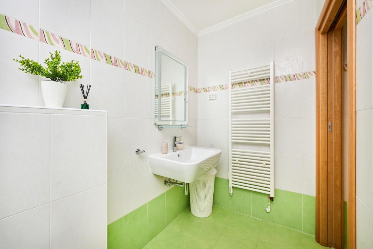 Supreme Studio Apartment Bijoux Umag Luaran gambar