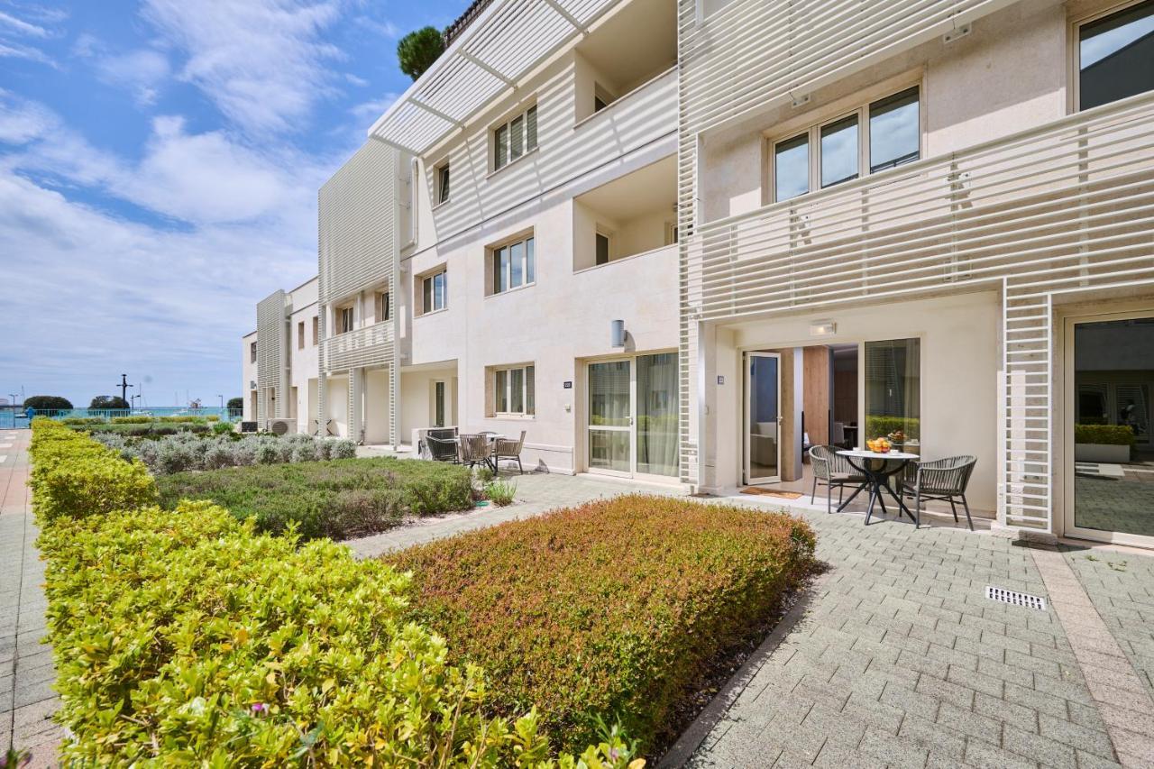 Supreme Studio Apartment Bijoux Umag Luaran gambar