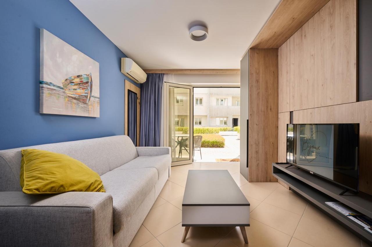Supreme Studio Apartment Bijoux Umag Luaran gambar